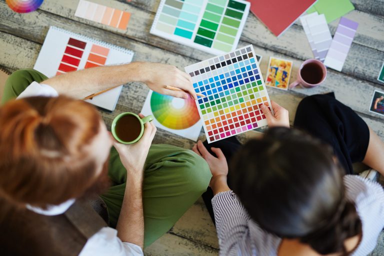 Qué es la teoría del color y cómo aplicarla en tu marca